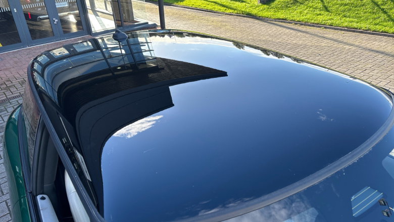 MINI Cooper 1.5 C Exclusive 3dr Auto Petrol Hatchback